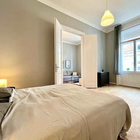 Gellert Danube Panorama Apartment บูดาเปสต์ ภายนอก รูปภาพ