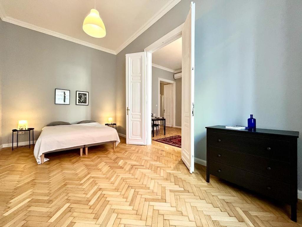 Gellert Danube Panorama Apartment บูดาเปสต์ ภายนอก รูปภาพ